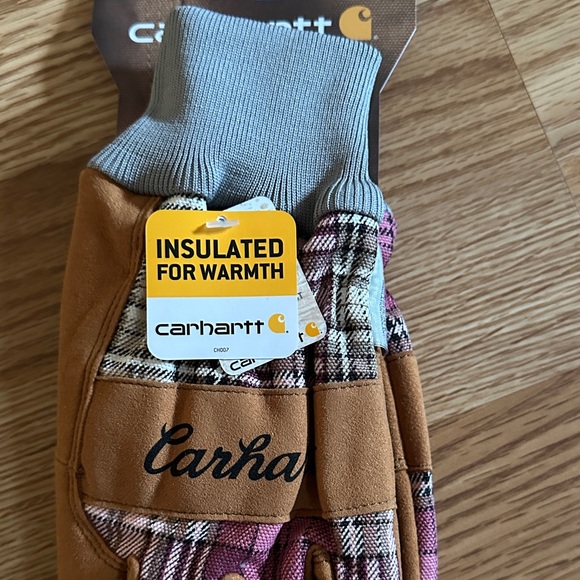 Women’s Carhartt Wild Rose Plaid Insulated Work Gloves - Picture 3 of 5